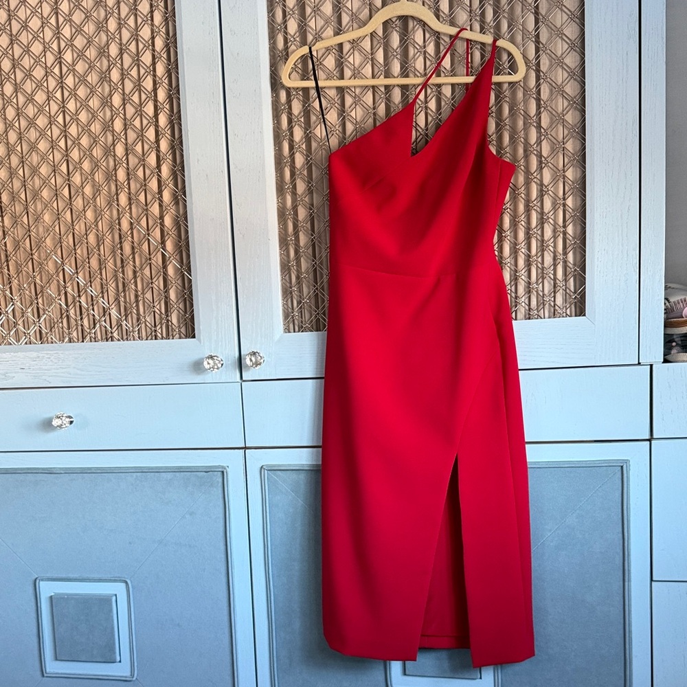 Christian Siriano Vibrant Red One-Shoulder Dress